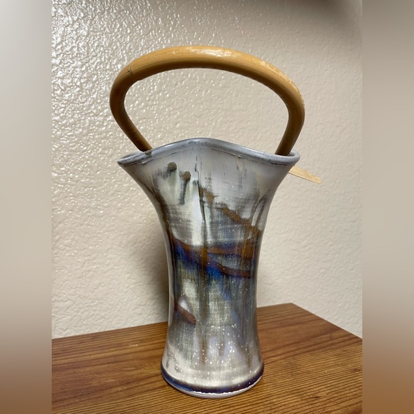 Glazed Ceramic Brown, Blue, Tan, Wooden Handle Decorative Signed Dudley Vase - Picture 8 of 14